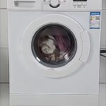 وداعاً للضوضاء المزعجة واهتزاز الغسالة! نقدم لك في Glintora Shop الحل الأمثل لحماية أرضية منزلك وضمان هدوء تام أثناء الغسيل. - Image 7